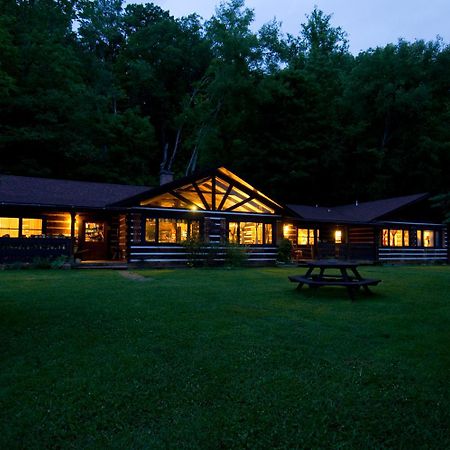 Creekwalk Inn Bed And Breakfast With Cabins Cosby Dış mekan fotoğraf
