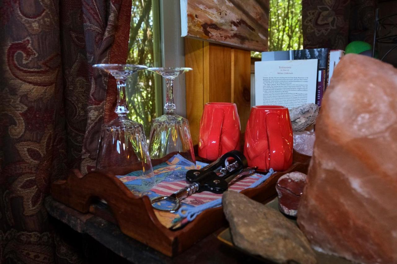 Creekwalk Inn Bed And Breakfast With Cabins Cosby Dış mekan fotoğraf