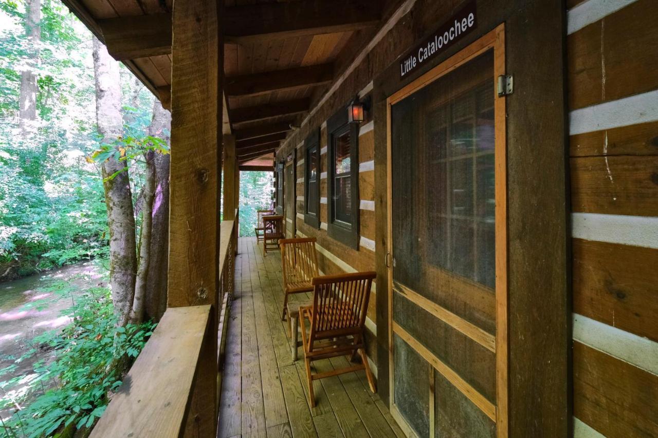 Creekwalk Inn Bed And Breakfast With Cabins Cosby Dış mekan fotoğraf