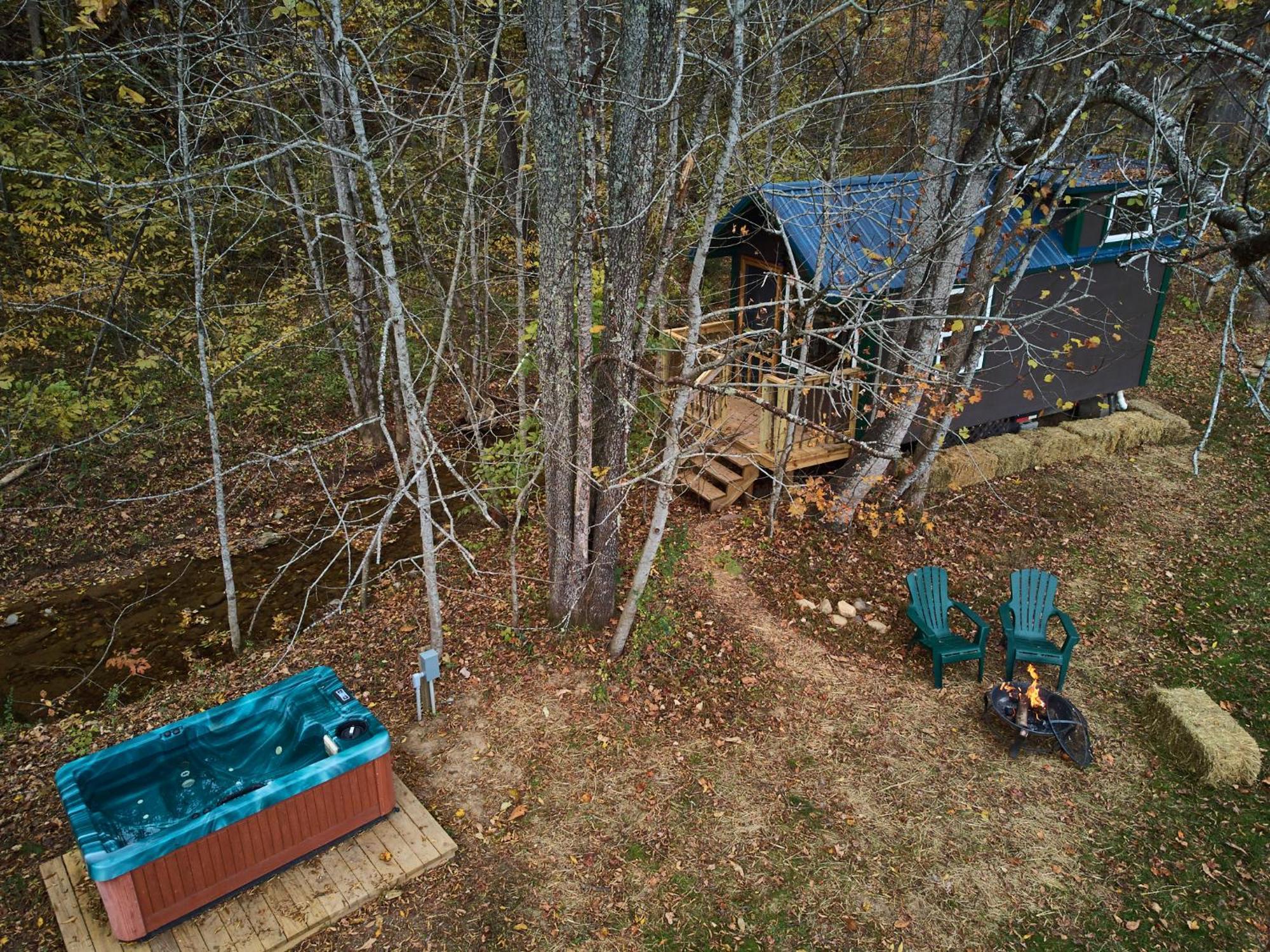 Creekwalk Inn Bed And Breakfast With Cabins Cosby Dış mekan fotoğraf