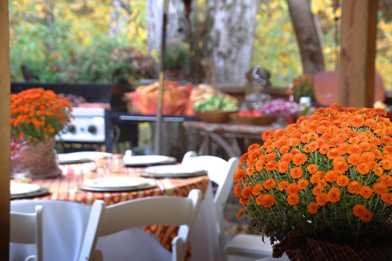 Creekwalk Inn Bed And Breakfast With Cabins Cosby Dış mekan fotoğraf